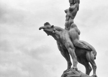 Kẻ Không Nhiệt Tình Là Kẻ Tầm Thường