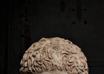 LÀM ĐIỀU ĐÚNG, LUÔN KHÓ HƠN LÀM ĐIỀU MÌNH THÍCH