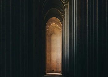 KHI MÌNH TỰ THẤY MÌNH CHƯA HOÀN HẢO