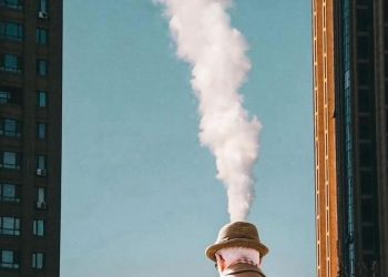 IM LẶNG TRƯỚC SỰ GIẬN DỮ