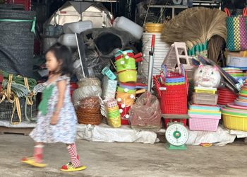 ĐỨA TRẺ DUNG MẠO KHÔNG QUÁ XINH ĐẸP, ĐÓ LÀ MỘT PHÚC LÀNH