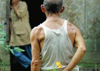 KHÔNG CÓ CUỘC CHƠI HOÀN HẢO, CHỈ CÓ CUỘC CHƠI CHẤP NHẬN ĐƯỢC