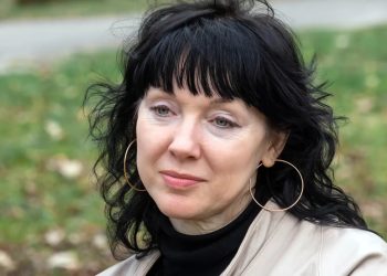 TẠI SAO THỜI GIAN TRÔI NHANH HƠN KHI CHÚNG TA GIÀ ĐI