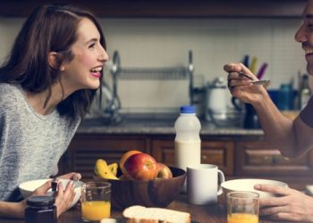 NHỮNG ĐIỀU NHỎ BÉ CÓ THỂ LÀM NÊN HOẶC HỦY HOẠI MỘT MỐI QUAN HỆ