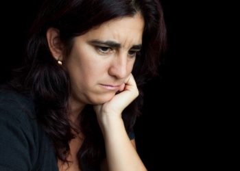 TÁC HẠI LÂU DÀI CỦA TÌNH YÊU CÓ ĐIỀU KIỆN TỪ CHA MẸ