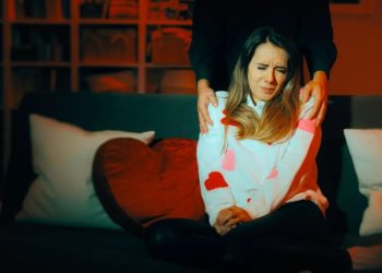 20 TRẢI NGHIỆM THƯỜNG GẶP SAU NHỮNG TỔN THƯƠNG TỪ CÁC MỐI QUAN HỆ