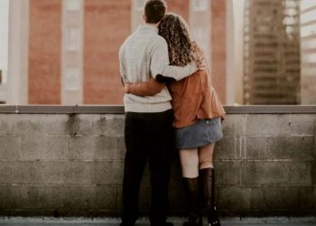 BA LỰC ĐẨY TÂM LÝ PHÍA SAU “GIAI ĐOẠN TRĂNG MẬT”