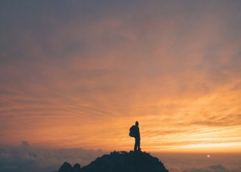 KHÔNG CÓ HẠNH PHÚC MÃI MÃI