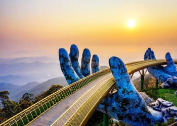 VÌ SAO CHÚNG TA HAY CÃI NHAU GIỮA CHỐN THIÊN ĐƯỜNG